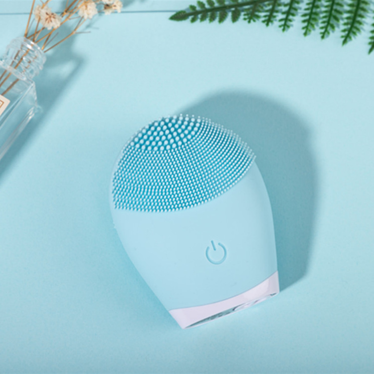 Electric Ultrasonic Silicone Facial Cleanser - Image 4